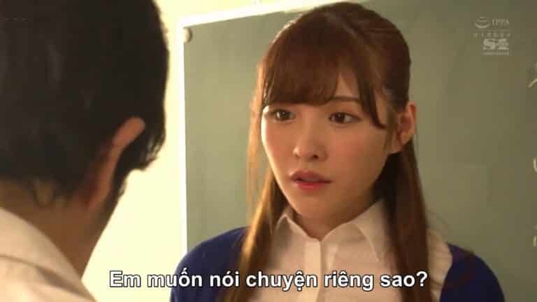 Cô chủ nhiệm xinh đẹp và những cậu học sinh tinh nghịch