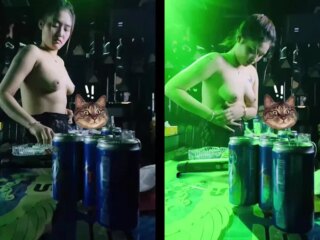 Cuối tuần đi karaoke khỏa thân cùng anh em bạn nhậu
